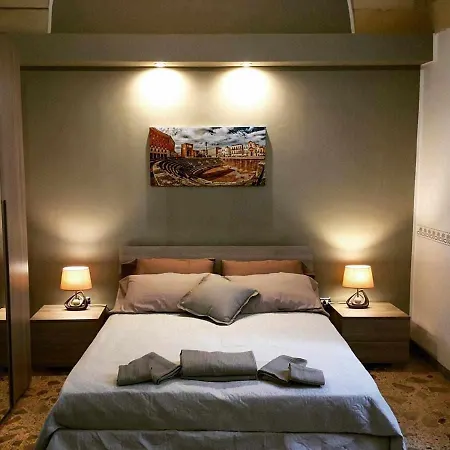 Wish ゲストハウス レッチェ